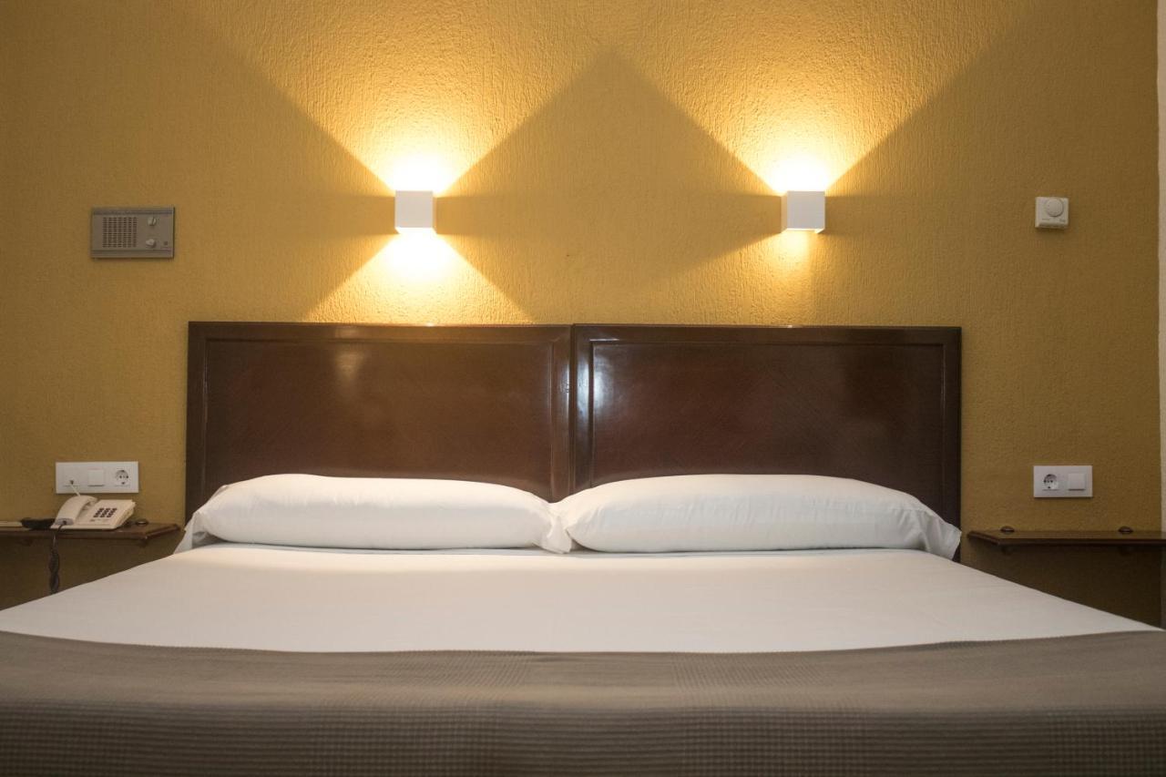 Hotel Caribe Rota Extérieur photo