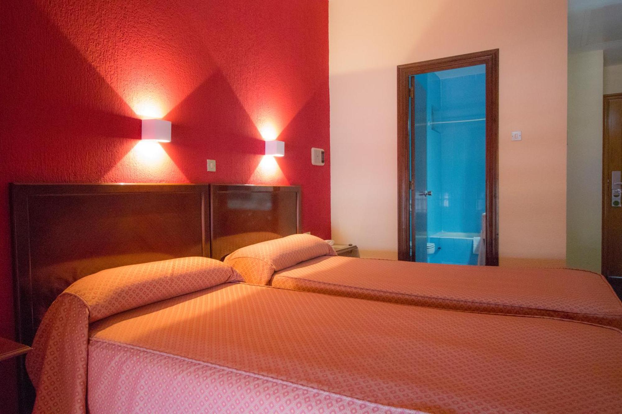 Hotel Caribe Rota Extérieur photo