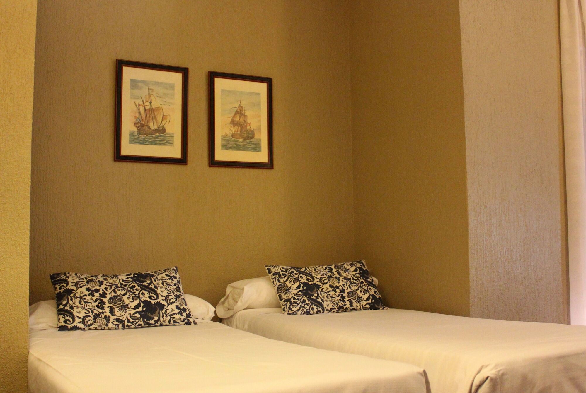 Hotel Caribe Rota Extérieur photo